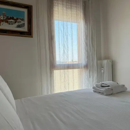 Bright Mini Blue Balcony Apartment Padua